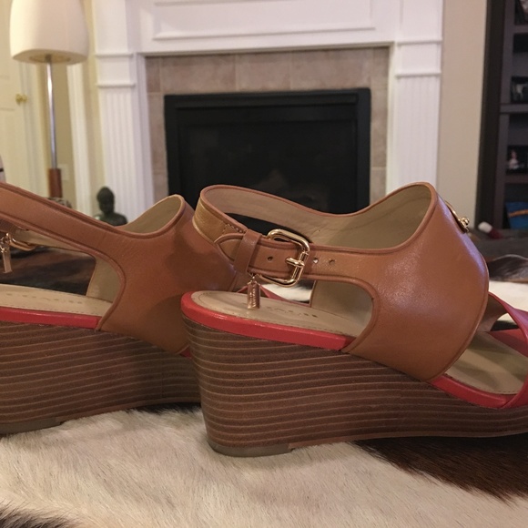 SOLD!! COACH Tan & Coral wedge with buckle close - Picture 2 of 7